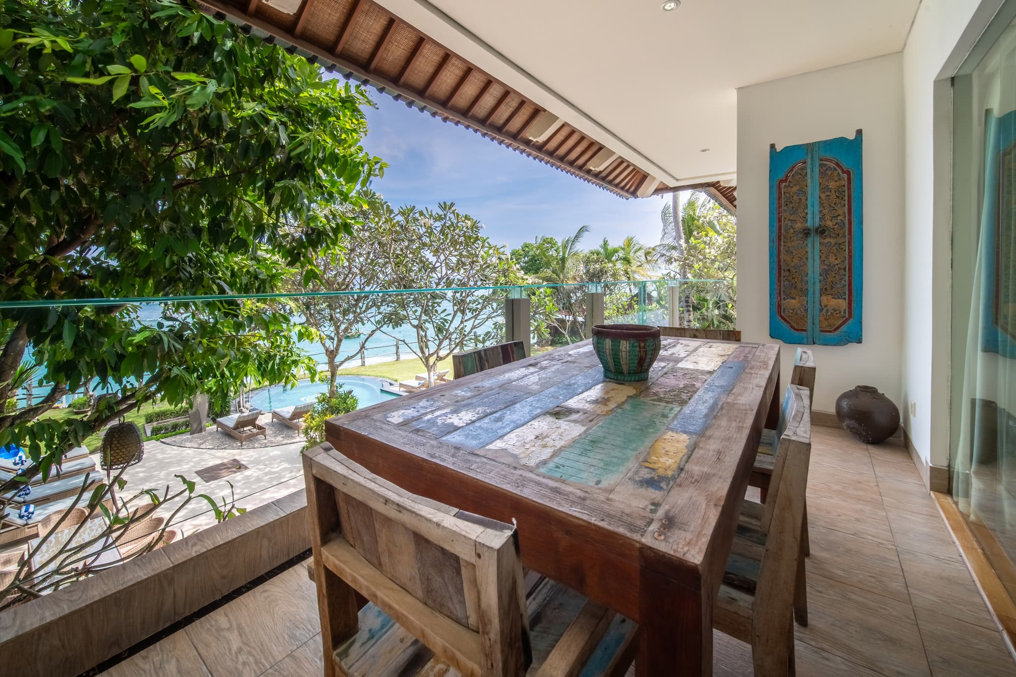 Villa Cocoa Maya - Gamelan bedroom balcony with sea views