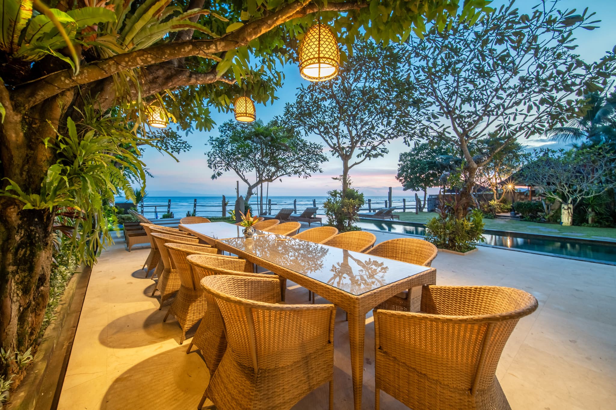 Villa Cocoa Maya - outdoor dining