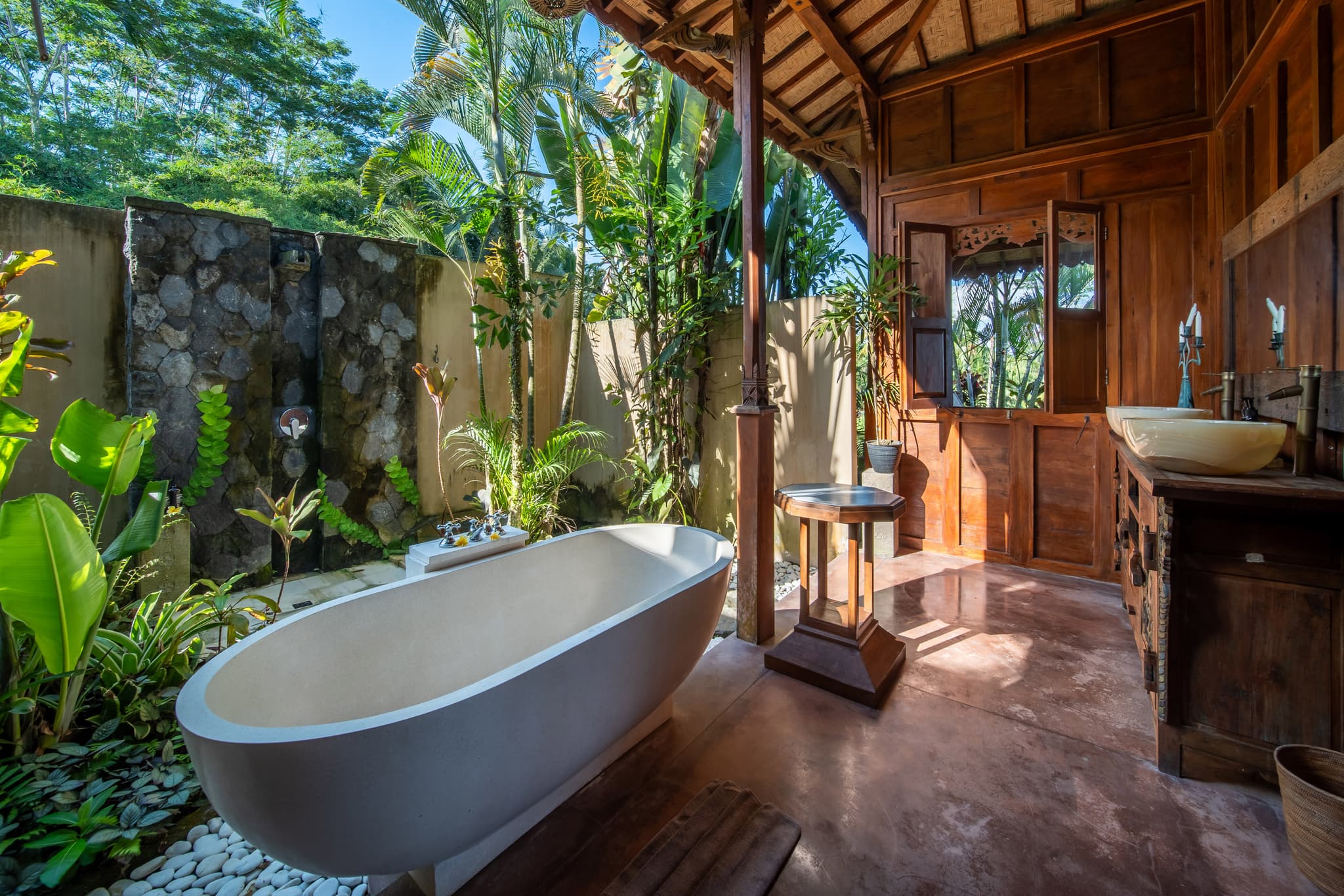 Villa Tau - Joglo Suite bathroom with bath and outdoor shower