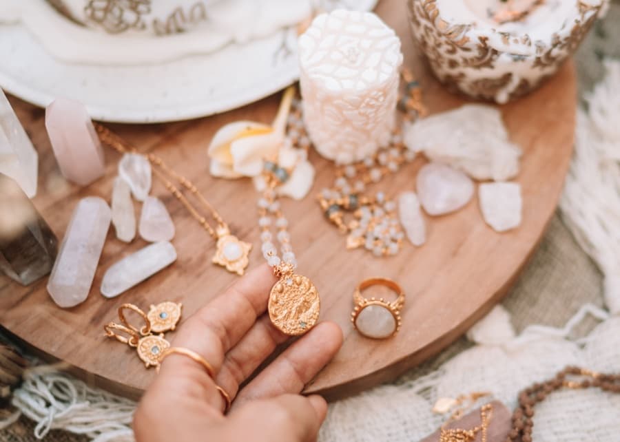 Jewellery shopping in Ubud