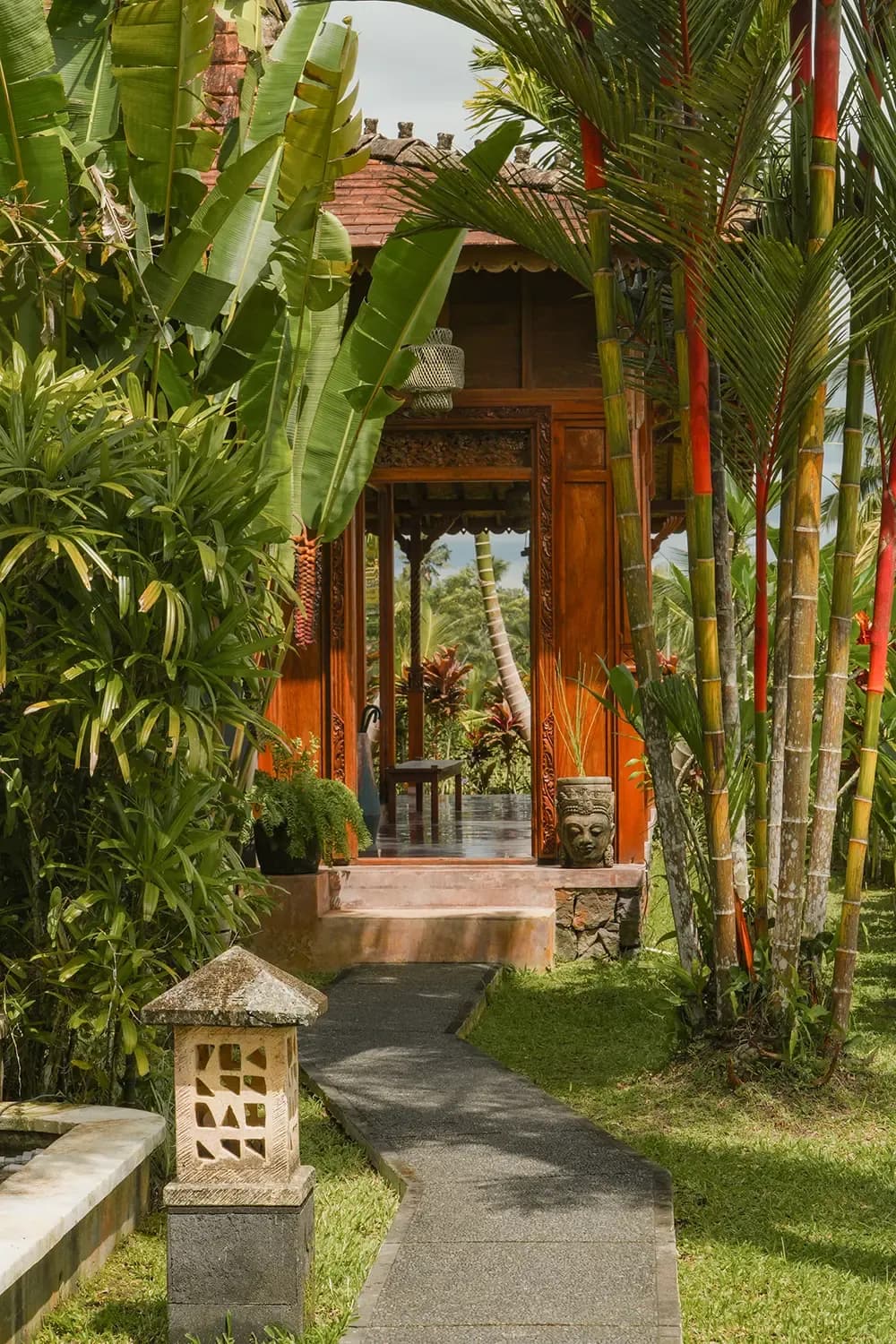 villa tau gallery 16
