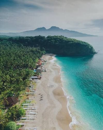 White sand beach near Villa Cocoa Maya in Candidasa