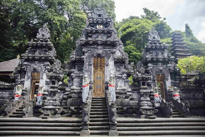 The temple at Goa Lawah in eastern Bali