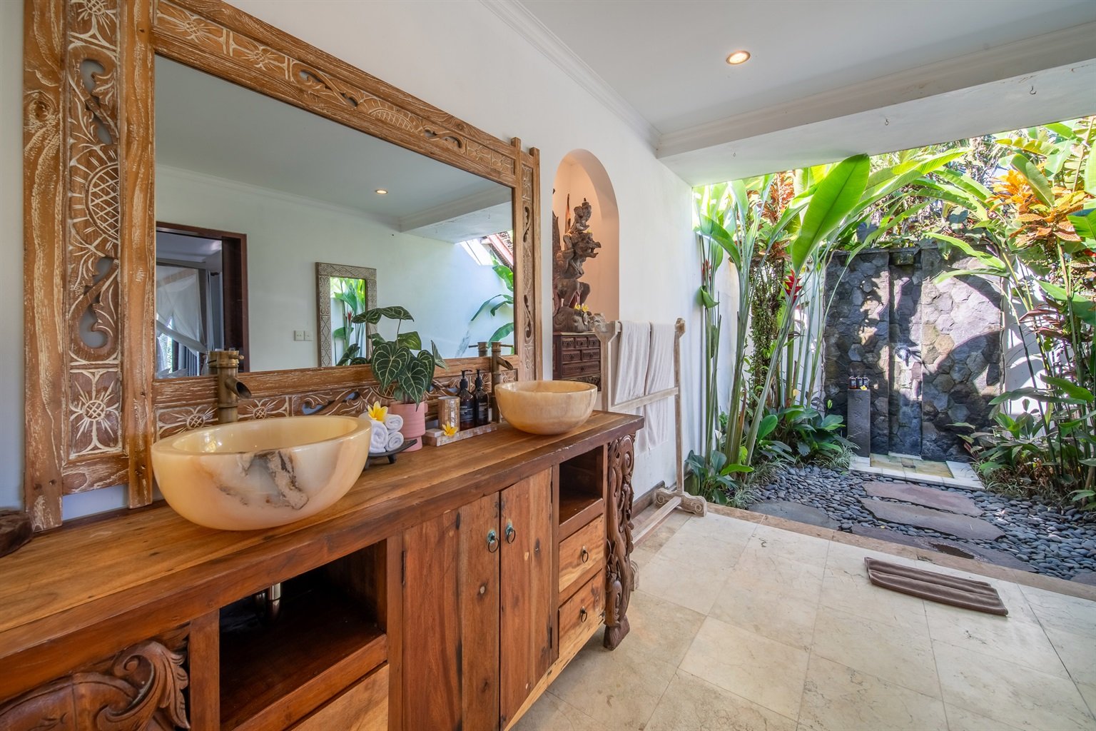 9cc2ca27 12f9 49ba a3cc dd0e96a213eb